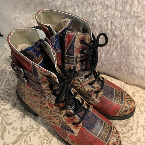 Meet the Posher - Picture 2 of 2